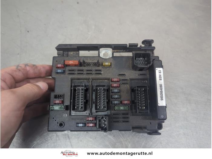 Gebruikte Zekeringkast Peugeot 206 O205956