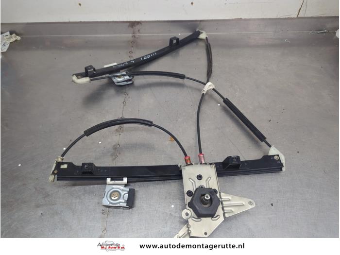 Gebruikte Raammechaniek 2Deurs links-voor Volkswagen Lupo O205974