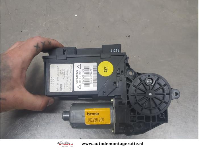 Gebruikte Raammotor Portier Audi A4 O205976