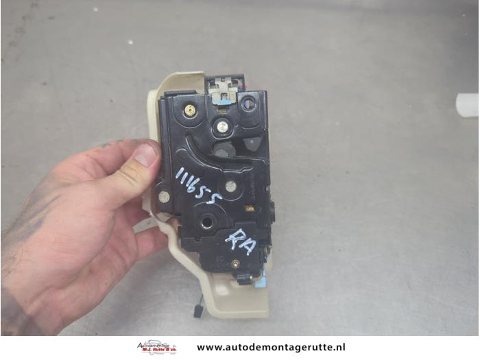 Gebruikte Deurslot Mechaniek 4Deurs rechts-achter Volkswagen Golf O206013