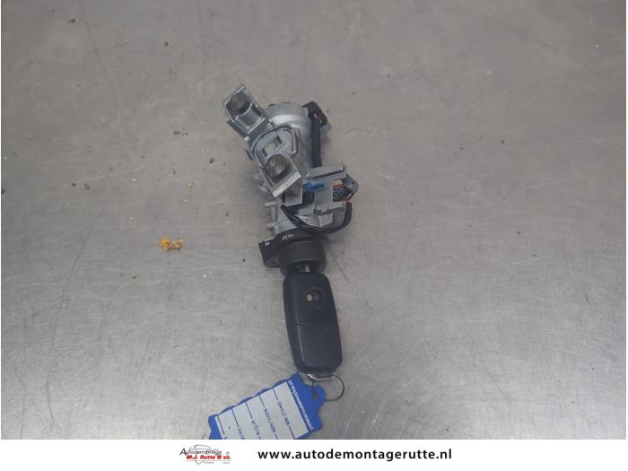Gebruikte Sleutel+Contactslot Volkswagen Golf O206016