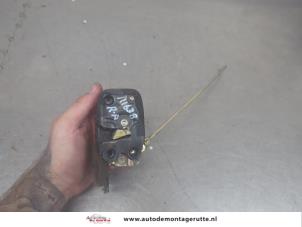 O206018 Gebruikte slotmechaniek portier 4deurs rechts-achter Hyundai Atos