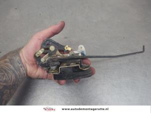 O206019 Gebruikte deurslot mechaniek 4deurs links-achter Hyundai Atos