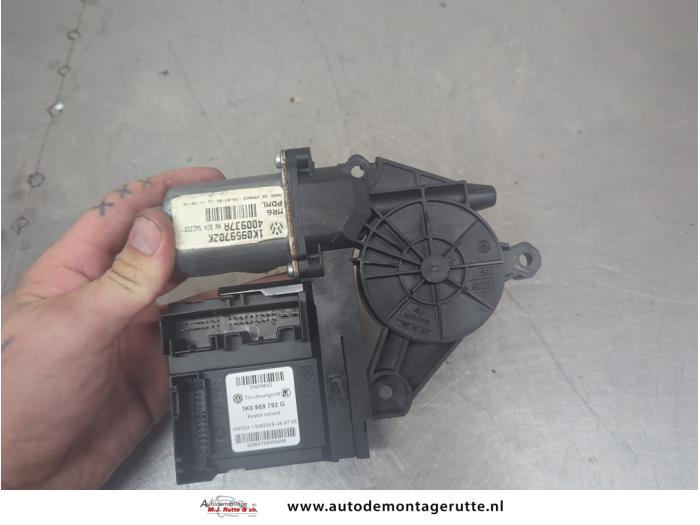 Gebruikte Raammotor Portier Volkswagen Golf O206020
