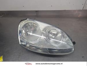 O206026 Gebruikte koplamp rechts Volkswagen Golf