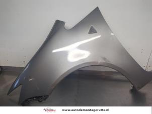 O206027 Gebruikte spatbord links-voor Mitsubishi Colt