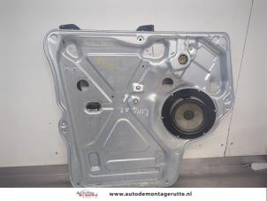 O206034 Gebruikte ruitmechaniek 2deurs links-voor Volkswagen Transporter