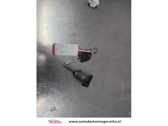 Gebruikte Cilinderslot Portier links Volkswagen Polo O206067