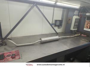 O206069 Gebruikte uitlaat middendemper Opel Corsa