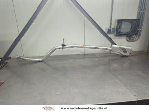 O206078 Gebruikte uitlaat middendemper Peugeot 206