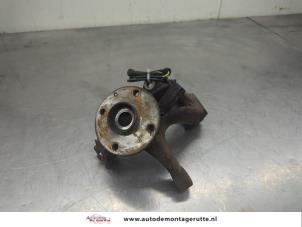 O206082 Gebruikte asschenkel links-voor Toyota Aygo