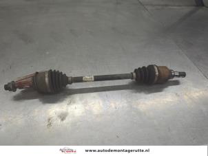O206102 Gebruikte cardanas links-voor (vwa) Opel Agila