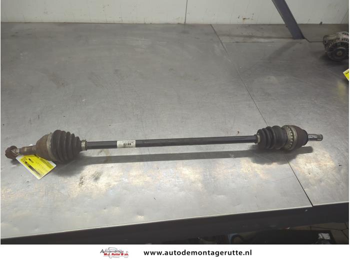 Gebruikte Aandrijfas rechts-voor Opel Astra O206106