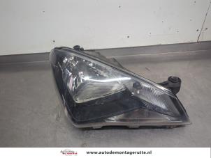 O206112 Gebruikte koplamp rechts Seat Mii