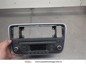O206143 Gebruikte radio Seat Mii