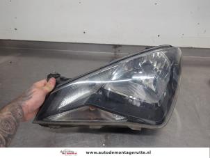 O206148 Gebruikte linker koplamp Seat Mii