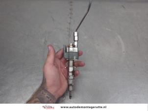O206152 Gebruikte injector (benzine injectie) BMW 1-Serie