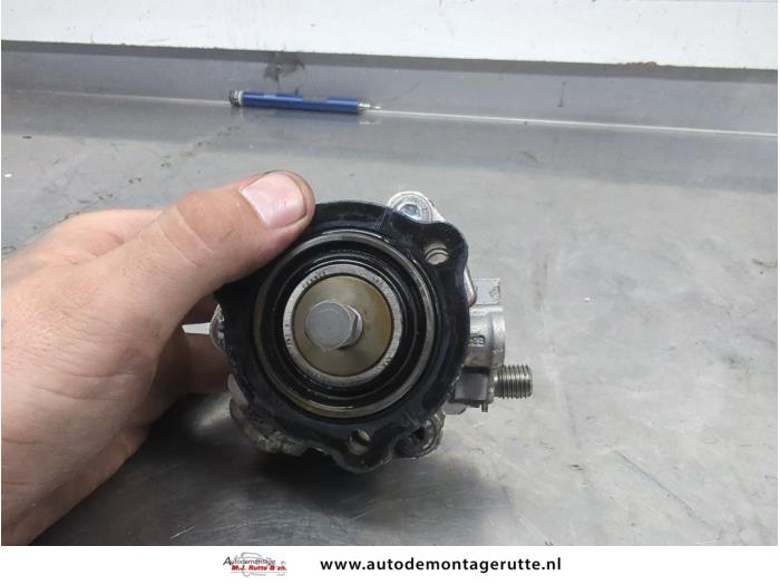 Gebruikte Hogedrukpomp Opel Signum O206174