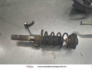 O206198 Gebruikte voorpoot rechts Seat Ibiza
