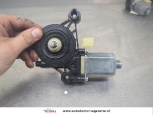 O206230 Gebruikte motor electrisch raam Volkswagen Golf