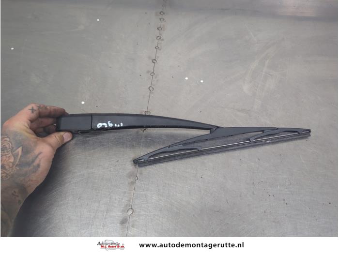 Gebruikte Ruitenwisserarm achter Hyundai I30 O206283