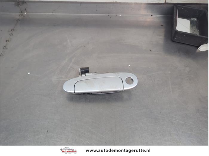 Gebruikte Portiergreep 2Deurs links Toyota Yaris O206303