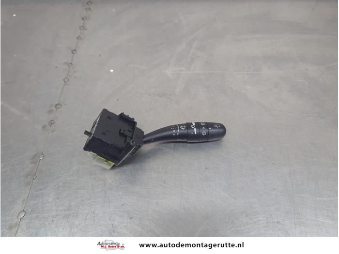 Gebruikte Ruitenwis Schakelaar Hyundai I30 O206318