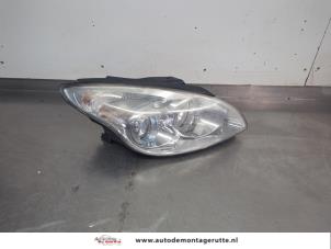 O206329 Gebruikte rechter koplamp Hyundai I30