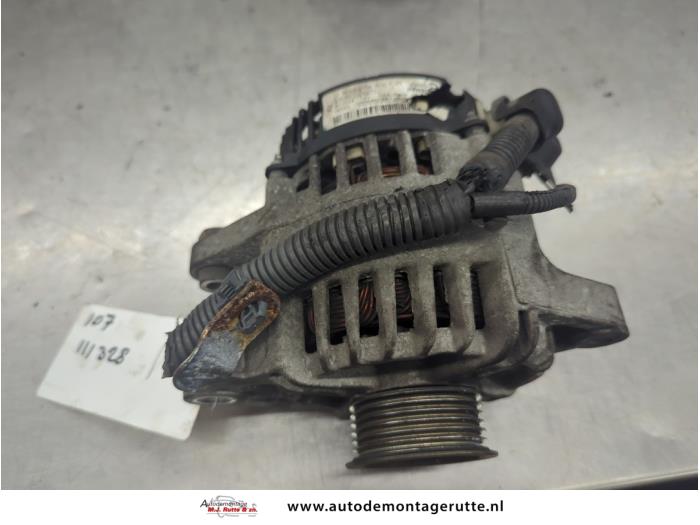 Gebruikte Alternator Peugeot 107 O206340