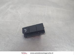 O206343 Gebruikte pdc schakelaar Citroen C4