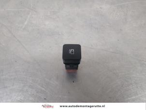 O206345 Gebruikte tankklep schakelaar Citroen C4