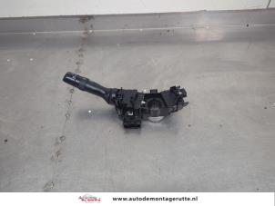 O206364 Gebruikte schakelaar richtingaanwijzer Peugeot 107