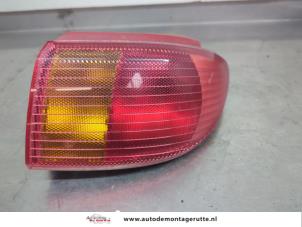 O206426 Gebruikte achterlicht rechts Mazda 2