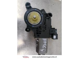 O206435 Gebruikte motor electrisch raam Volkswagen Polo