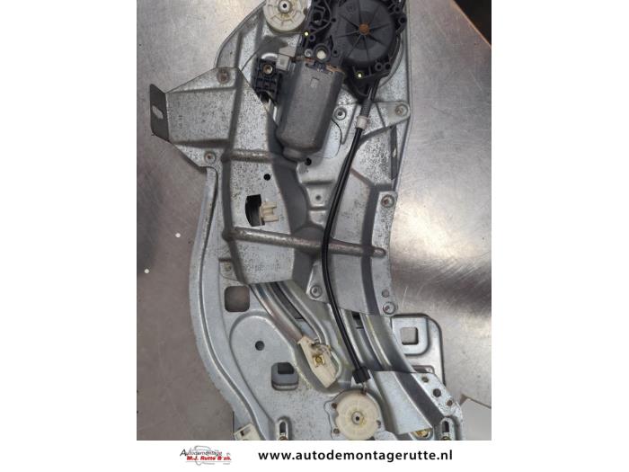 Gebruikte Ruitmechaniek 2Deurs rechts-achter Renault Megane O206467