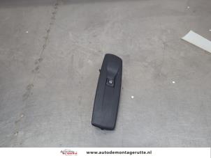 O206514 Gebruikte elektrisch raam schakelaar Renault Megane
