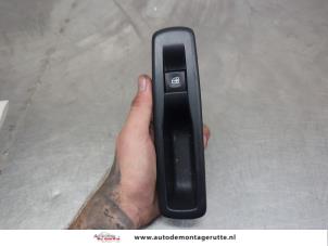 O206524 Gebruikte elektrisch raam schakelaar Renault Megane