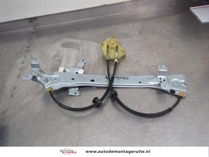 O206529 Gebruikte ruitmechaniek 4deurs rechts-achter Renault Megane