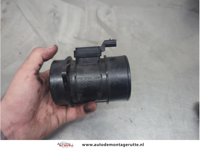 Gebruikte Luchthoeveelheidsmeter Renault Megane O206540