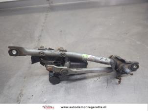 O206546 Gebruikte ruitenwismotor+mechaniek Peugeot 107
