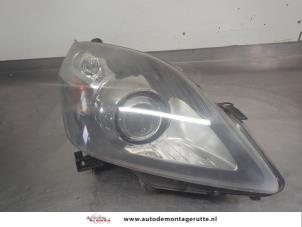 O206570 Gebruikte rechter koplamp Opel Zafira