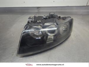 O206628 Gebruikte koplamp links Audi A4