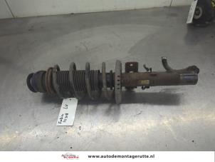 O206637 Gebruikte voorpoot links Skoda Fabia