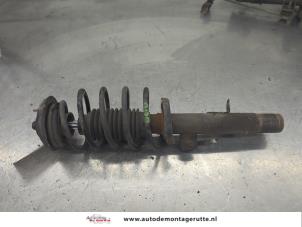 O206641 Gebruikte veerpoot links-voor Citroen C3