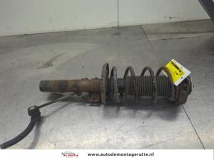 O206661 Gebruikte mac phersonpoot links-voor Volkswagen Polo
