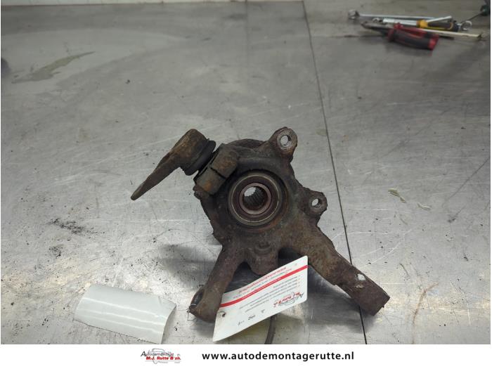 Gebruikte Fusee links-voor Renault Megane O206676