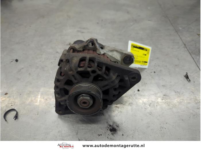 Gebruikte Dynamo Hyundai Matrix 1.6 16V Prijs op aanvraag aangeboden door Autodemontage M.J. Rutte B.V.