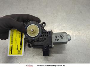 O206697 Gebruikte motor electrisch raam Skoda Fabia