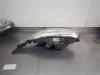 Gebruikte Koplamp links Peugeot 208 O206764