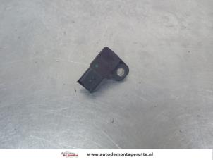 O206779 Gebruikte map sensor (inlaatspruitstuk) Peugeot 208